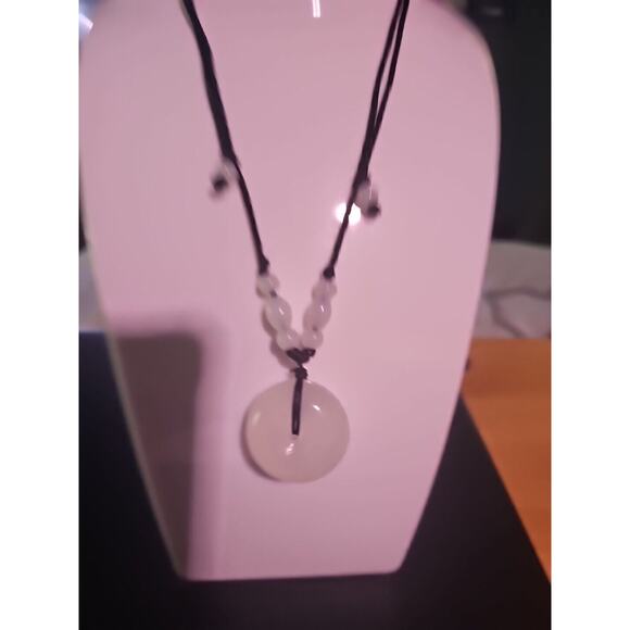 Beautiful! Natural Jade Peace Lucky Buckle Pendant Necklace Healing Adjustable - Picture 5 of 12